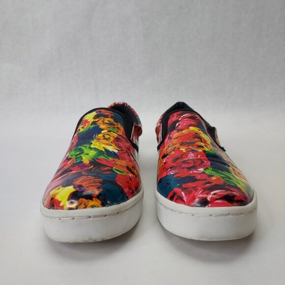 Wild Pair Shoe Alondra Women Size 8.5 Fashion Sneakers Multicolor Floral Slip-On - Picture 2 of 12